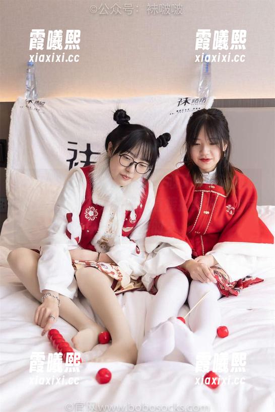 BoBoSocks袜啵啵-小沫 BoBoSocks袜啵啵 - 走心了,小沫的短肉丝写真,脚尖透明款直接撩到我,图片像一场微妙的梦。