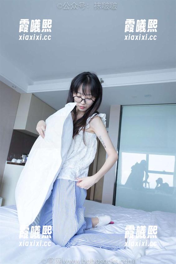 BoBoSocks袜啵啵 - 稚予的黑色指甲油大作战：图片里的裸足竟然这么好看？！