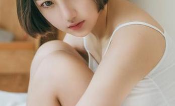 GIRLT果团网 – 这组图片，通灵儿是在哪个角落找到“秘密”的？