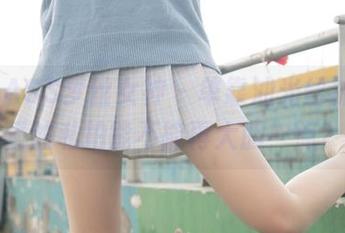 MSLASS梦丝女神 – 单靠油光丝袜，芷蕾的私拍能不能再大胆一点？