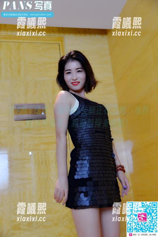 PANS写真-咖喱 PANS写真 - 咖喱的长腿正在上线,免费图片不停更,抓紧时间来瞄瞄!