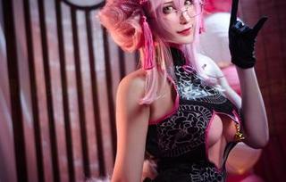 Sakiiii翎柒的全套写真，10万粉福利，你是否能抵挡得住？