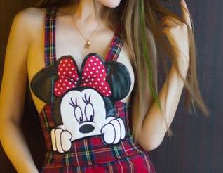 TuiGirl推女郎 – 如果王馨瑶是我们的学姐，那这组写真能不能送个“护航”指导？