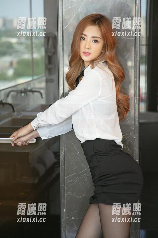 UGirls尤果网 - 挑战传统：凌希儿的制服合集，没有海报那么单调！