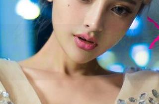 UGirls尤果网 – 在线进行式：李思宁的图集，剧情发展太离奇了，我被吸引住了！