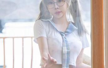 XINGYAN星颜社 – 精选：李丽莎居家的优雅姿态，让我不自觉开始盘算家里植物的配置。