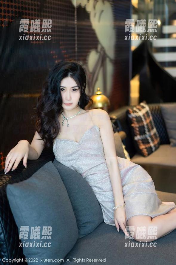 Xiuren秀人网-Carol周妍希 Xiuren秀人网 - 跟上节奏:Carol周妍希的镂空写真集又更新了,好奇那些‘孔’了没!