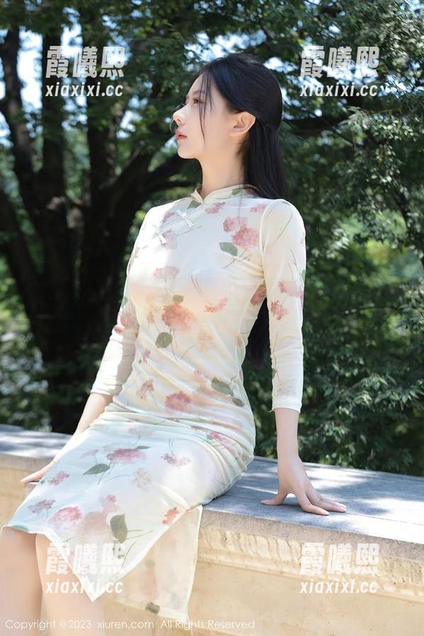 Xiuren秀人网-伊小七MoMo Xiuren秀人网 - 轻松点击,伊小七MoMo的夏日在线合集任你选择!