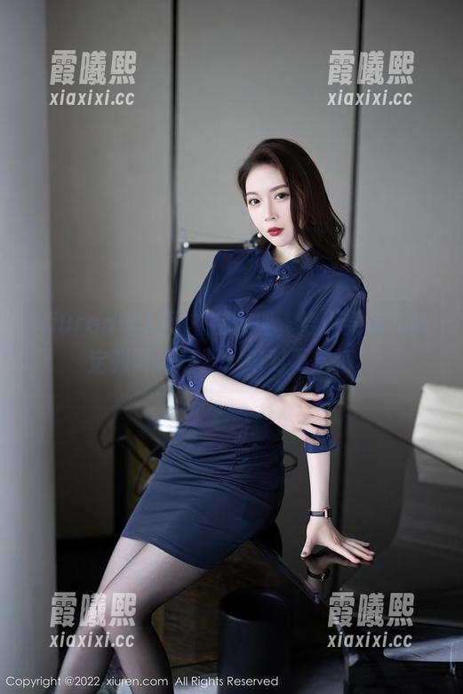 Xiuren秀人网-小果冻儿 Xiuren秀人网 - 在大理,给小果冻儿的定制写真一票,绝对不后悔。