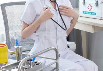 Xiuren秀人网 – 顾楚楚Maily的婚纱原图合集，难道我该开始计划我自己的婚礼了？