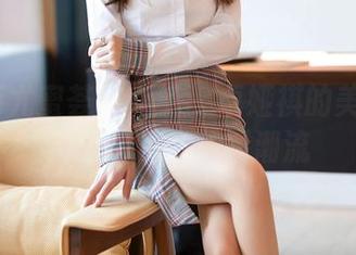 YouMi尤蜜荟 – Cris_卓娅祺的美图更新：当日常变成新潮流