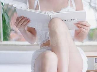 YouMi尤蜜荟 – 波兰の女骑士在线，原图的小热巴，咦，她在思考什么？