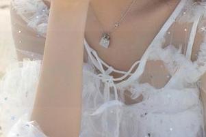 YouMi尤蜜荟 – 一言不合就展示，蛋蛋_egg的高清写真和吊带太撩了
