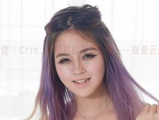 YouWu尤物馆 – Cris_卓娅祺的裸足合集——踩着云朵，还是触到地心？