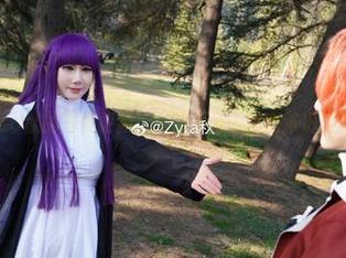 Zyra秋的写真更新，一言不发，秘密依旧尘封。