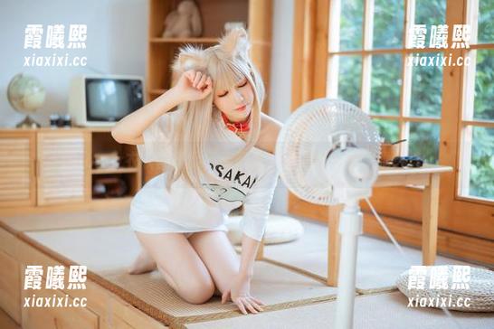 看coser衣衣的美足，无圣光，恰到好处的朦胧之美。