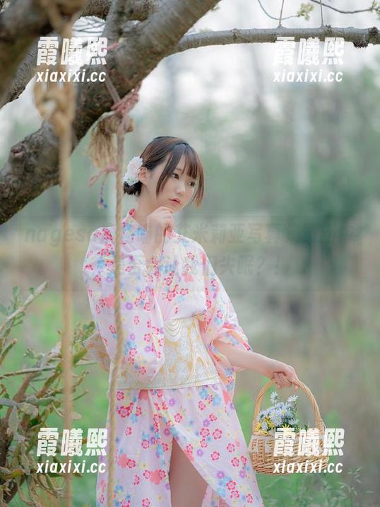 nagesa魔物喵的艾米莉亚写真集更新中，是否会让我们失眠？！