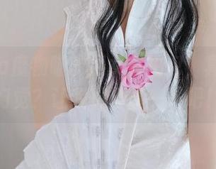 nagisa魔物喵的巫女自拍包，真实还是幻觉？让我们分享一下吧！