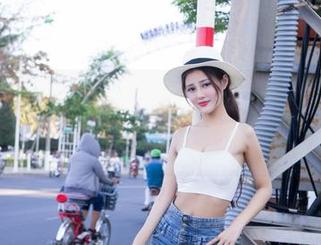partycat轰趴猫 – 私房来临：棉花糖candy和海浪的打闹时刻
