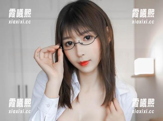 w黑米粥w w黑米粥w的图集更新:狂三内衣你的秀色可餐下载了吗?