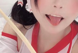 最新的“姐姐”之姿，佳佳酱ovo又要引发讨论了