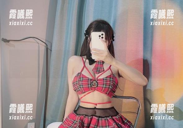 兔宝妮to 微密圈 - 免费兔宝妮to水手服写真——穿上这一身,一秒变身海洋女神!