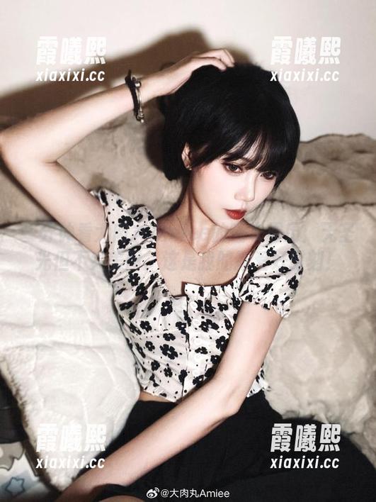 一分钟看大肉丸Amiee的睡衣履历：无圣光但不失美图，这是我的新爱好时刻！