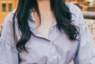 头条女神 – 写真界的“腿精”——乔安这原图真让人心虚！