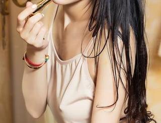 头条女神 – 一次拆解白衬衫与美图的关系，易阳带你开讲！