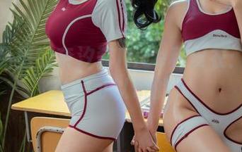 私房作品里的奈汐酱Nice和皮衣：真有那么多可以讲的？