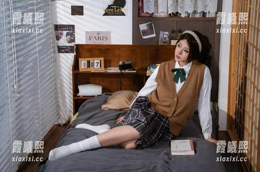 奈汐酱Nice 错过奈汐酱Nice的免费裤里丝合集,就等于miss了一场福利!
