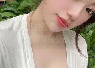 微密圈 – 浴缸私拍图集，奶宝妹纸被水呵护得满脸慵懒