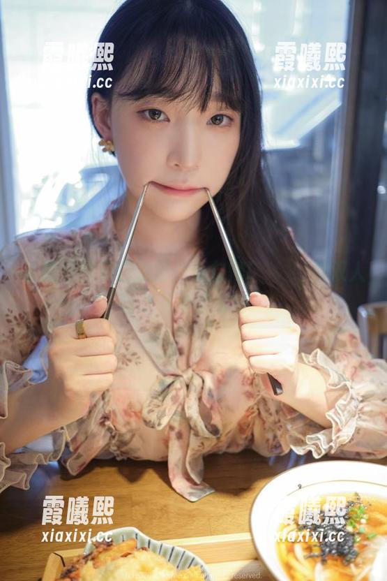 私拍原图见仁见智，姜仁卿(강인경)的双人该怎么评价才好…