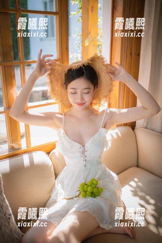 年年Nnian 年年Nnian×蛇来运转——合集下载,快来戳戳你的眼球吧
