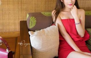 推女神 – 玉兔miki的护士装，私拍美图太有既视感了吧