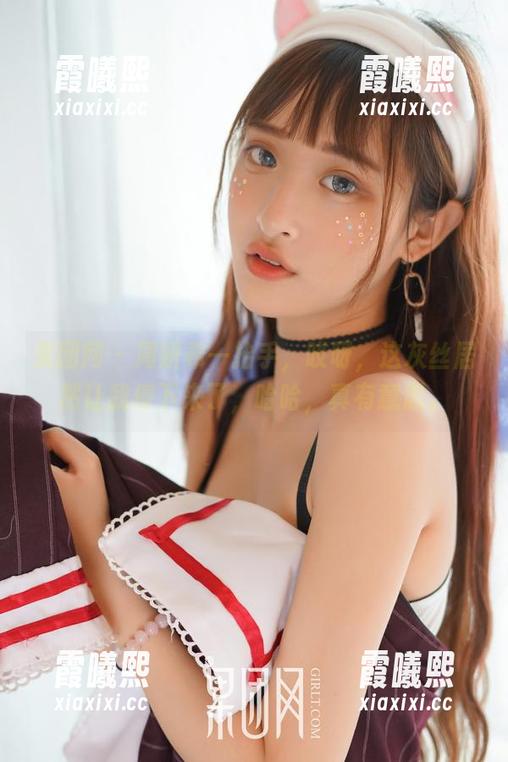 果团网 - 周妍希一抬手，哎呀，这灰丝居然让我停下来了，哈哈，真有意思。