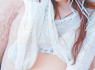 果团网 – 听说莫雅琪更新女友的美图，我这就来为她打call！