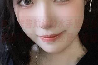 看这图包，炸酱沐沐的水手服能给你带来海浪般的平静，也许还是点小波澜。