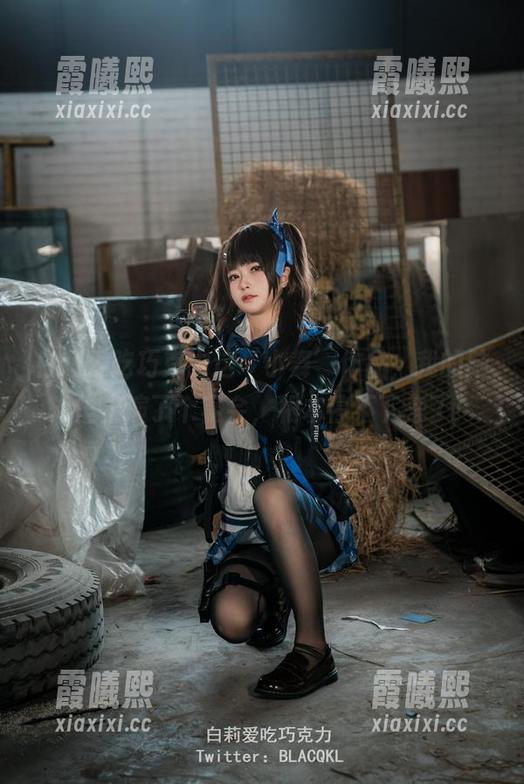 白莉爱吃巧克力 白莉爱吃巧克力这‘小舞’作品,我的脑海里上演了个宴会,根本停不下来了!
