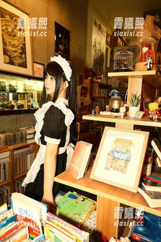 白莉爱吃巧克力 白莉爱吃巧克力的眼镜高清图包:小心,你的眼球可能会被撩动