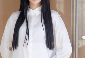 秀人网 – 浴缸里的Emily尹菲：照片不仅仅是洗澡那么简单！
