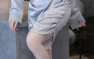 秀人网 – 下载小爪几的女王美图，上线变身首富界女王，可惜不打商战…悲！
