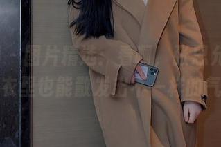 秀人网 – 图片精选：看啊，张思允Nice在毛衣里也能散发出不一样的气场。