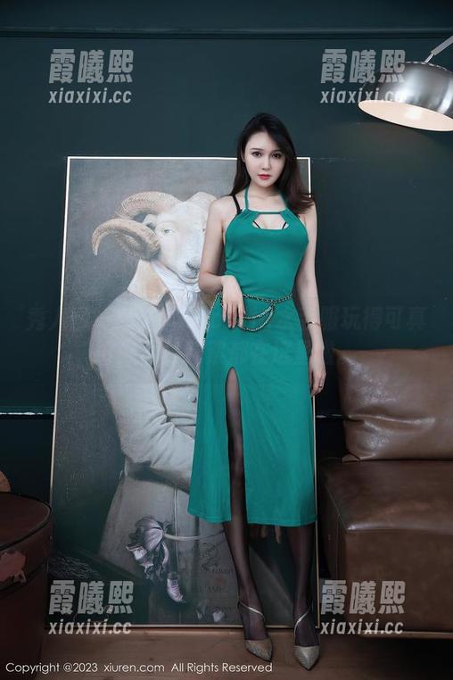 秀人网 - 陆萱萱cecillia水手服玩得可真好，私房花絮都在这里啦。