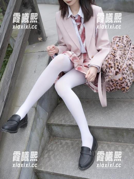 紧急企划 - 不等人，小婕婚纱全集出炉，下载后结局自负其责。