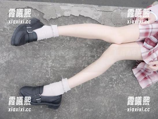 紧急企划 - 是说小恩的居家高清写真集，让我心中暗自觉得大家的沙发太没造型了呢…傻眼！