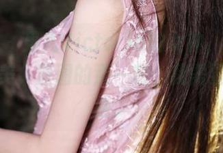 美媛馆 – 果儿Victoria的女神，不同于一般的美，原图的那一瞥，我需要再看一遍。