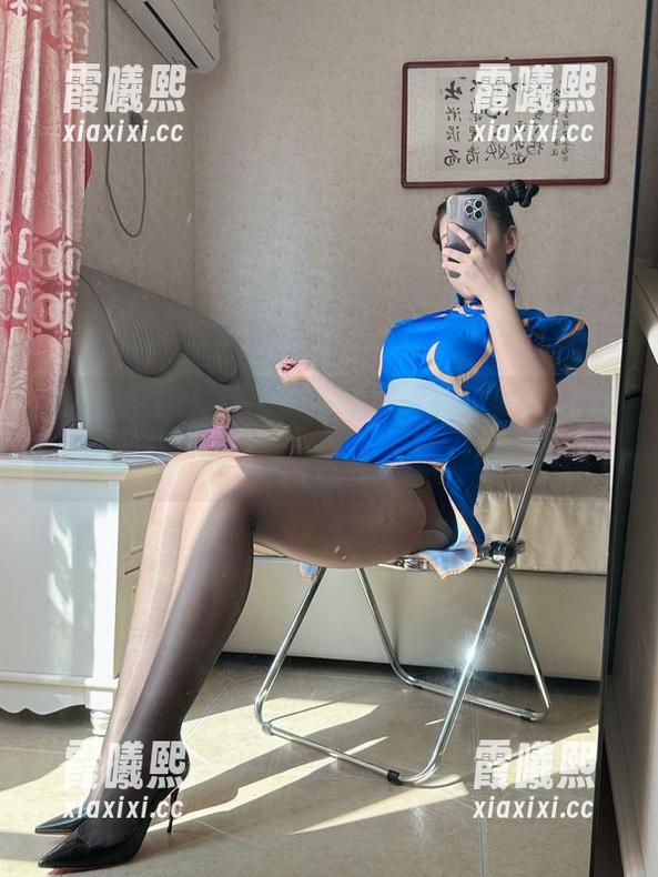 美邵女Baby 微密圈 - 照片里的美邵女Baby,丝袜似乎有了自己的灵魂