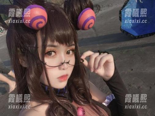 芊川一笑MNK 芊川一笑MNK的“黑兽白精灵”,让你在高清里也能找到奇趣与微妙。