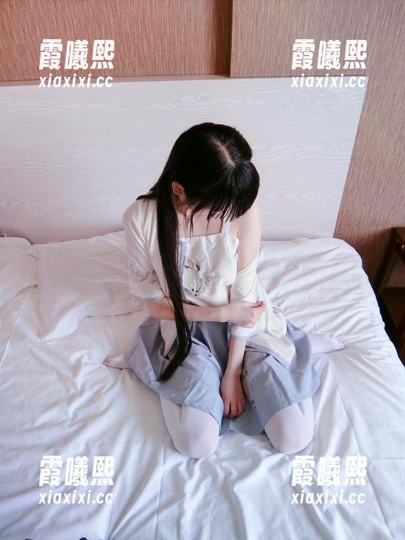 西尔酱 西尔酱携手秘书角色,写真集解锁新意